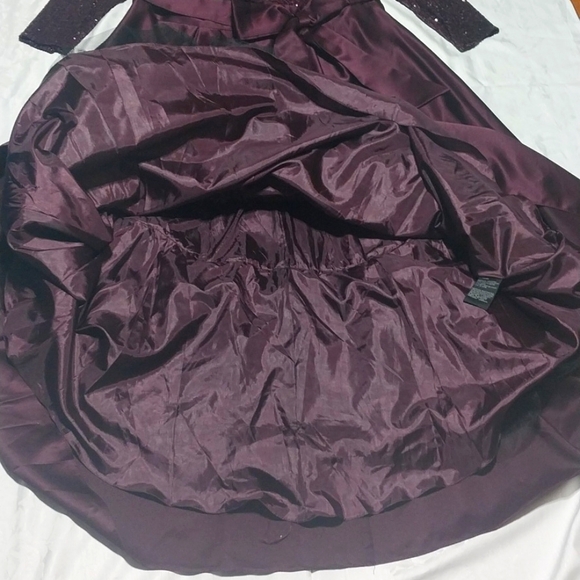 SXCAPE SQUENCE EVENING GROWN size16W - Picture 6 of 14